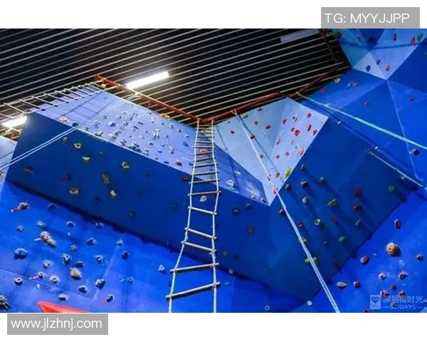 深圳攀岩队的灵活性揭秘与挑战之旅攀登梦想的巅峰